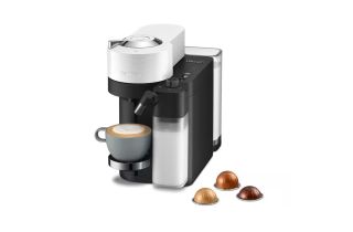 De'Longhi ENV300.W Vertuo Lattissima Nespresso Coffee Machine - White