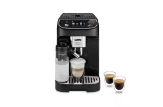 Nearly New - De'Longhi ECAM320.60.B Magnifica Plus Bean to Cup Coffee Machine - Black