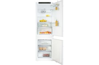 Miele KDN 7713 E Active Integrated Fridge Freezer - White