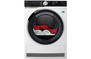 AEG TR959M6BC 9000 AbsoluteCare 9kg Heat Pump Tumble Dryer - White