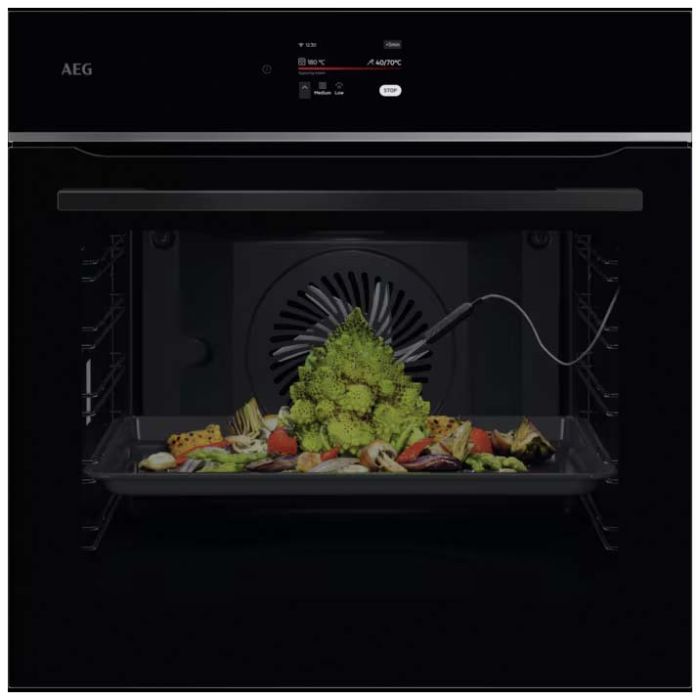 AEG TE7PB731AB 7000 Series 71L Built‑In Pyrolytic Single Oven - Black main product photo
