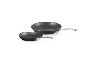 Le Creuset Toughened Non-Stick 2-piece Shallow Frying Pan Set