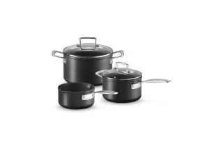 Le Creuset Toughened Non-Stick 3-piece Cookware Set
