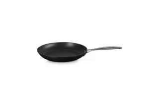 Le Creuset Toughened Non-Stick 28cm Shallow Frying Pan
