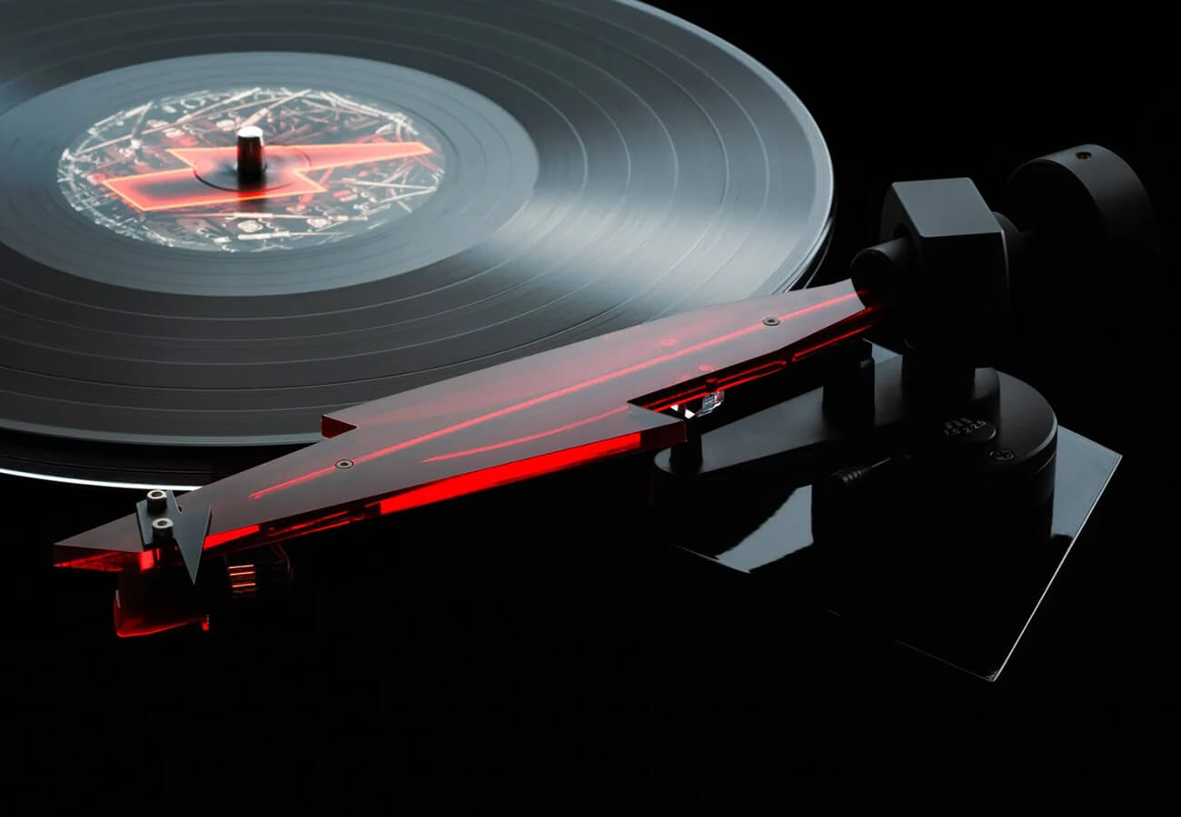 Pro-ject AC/DC Belt Driven Turntable Pro-ject AC/DC Belt Driven Turntable