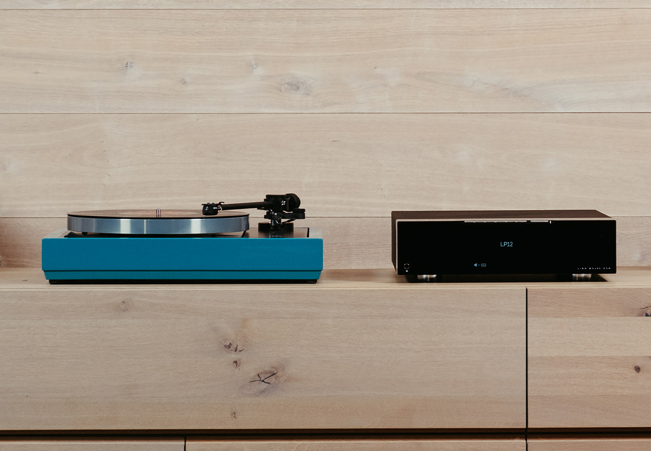 Linn Majik LP12 Belt Driven Turntable Linn Majik LP12 Belt Driven Turntable