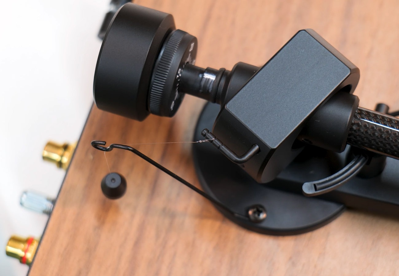 How to set up a turntable - the anti-skate mechanism How to set up a turntable - the anti-skate mechanism